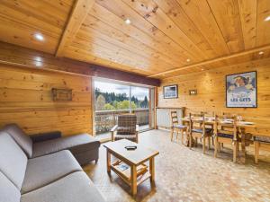 Appartement cosy près du centre et des pistes avec balcon, parking, 6 couchages - FR-1-623-305