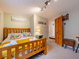 2 Bed in Brixham 93990