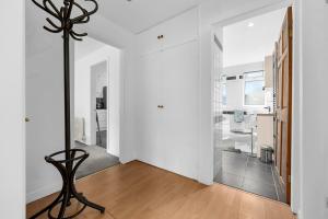 Two Bedroom House by Brookland Stays Serviced Accommodation Short Lets Middleton with Free WiFi