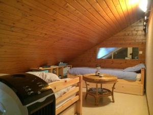 Appartement central avec balcon et parking - FR-1-692-4