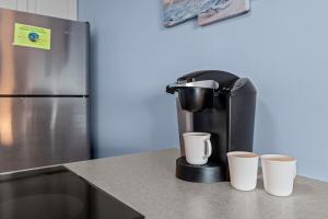 Better At The Beach - Walk to Everything in CB!