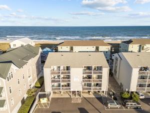 Better At The Beach - Walk to Everything in CB!