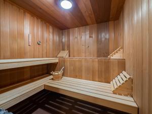 Chalet traditionnel près des pistes, animaux admis, parking - FR-1-566-3