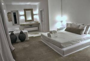 Villa Delilah - Paradise Estate Mykonos - Views, Party, Memories 2026