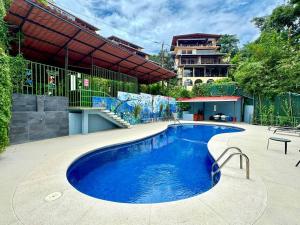 Villas El Parque 18B Central Studio Apartment