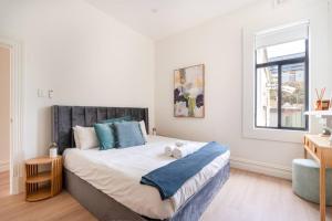 Stylish Inner-City Terrace Near Green Square