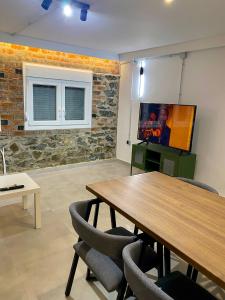 Young Unique Budget Retreat