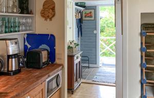 2 Bedroom Gorgeous Home In Värmdö