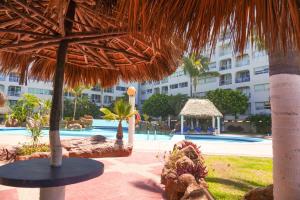 Departamento a pie de playa en Cerritos