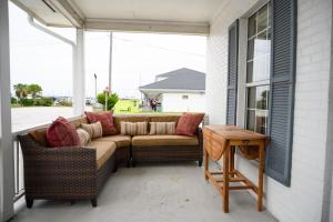 Renovated Retreat King Bed & Beachside Comfort