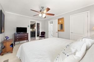 Charming Stay with Hot Tub, Patio and Antique Charm