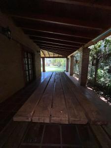 Hermoso Chalet con pileta frente al rio