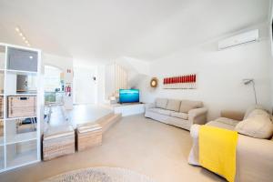 Casa Lobitos Holiday Home with Pool - Sagres