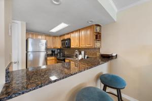 Romar Tower 3C by Youngs Suncoast