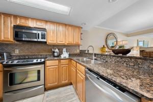 Romar Tower 3C by Youngs Suncoast