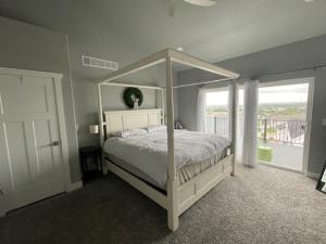 Modern Home, Breathtaking Views