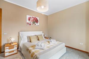 Petalo Bianco 100m from lake - Happy Rentals