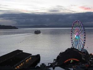 Harbor Steps - A Block to Pike Place Market - Full