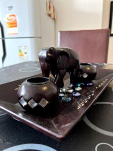 depto a 1 cuadra de peatonal, luminoso con pile y cochera