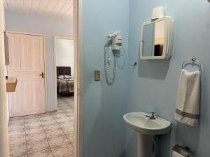 Apart 200m da praia, estacionamento, AC