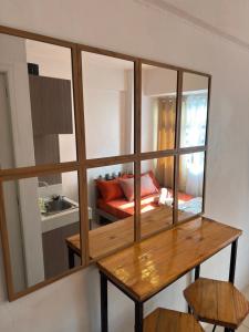 Urban Deca Shaw - PaulBerts Cabins II