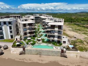 Departamento de Lujo a Pie de Playa