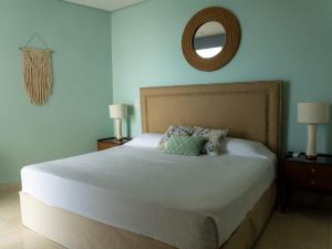 De lujo a pie de playa con vista directa al mar