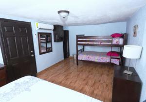 ROCKY POINT DELPHINE HOME, COZY,POOL AFFORDABLE.