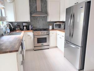 Peaceful Sonoma Oasis with Pool