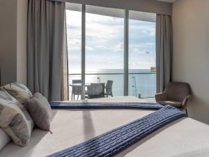 Camino al Mar, lujo y vista frontal al Mar