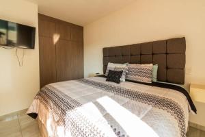 Apartment for 4 with wave pool