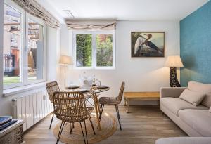 3BR Central Madrid Gem - Rare Private Garden