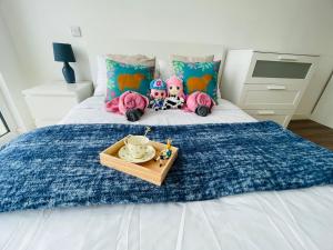 Modern & Cozy Apartment With Balcony, Near Media City Centre & Old Trafford Stadium