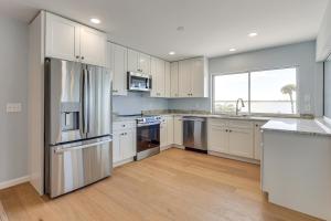 Canal-Front Gem with Dock! 4 Mi to Englewood Beach