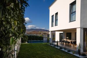 Moonlight City Villa