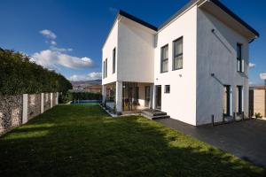 Moonlight City Villa