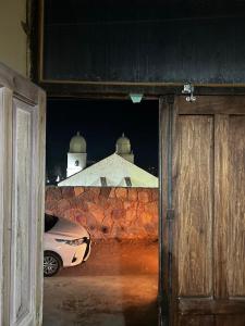 Refugio Caro Cox