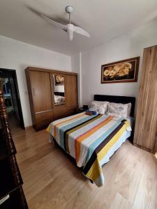 Apartment 2 blocks from Copacabana Beach