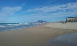 Casa recièn reformada con jardin y piscina privada