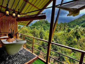 Maka farmstay Thong Pha Phum สวนคุณตาฟาร์มสเตย์