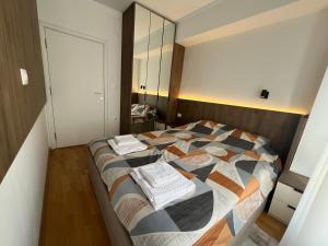 UrbanNest Aerodrom - Modern Apartment in Skopje with Free Parking