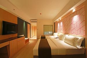 Luxu Hotel and Resort