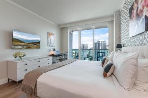 Coconut Grove Bayview Retreat 2 King Suites Pool Gym and Free Parking