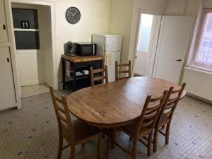 Charmant Gîte au Cœur de Velle-sur-Moselle, Proche Nancy et Lunéville, Terrasse Privative - FR-1-584-178