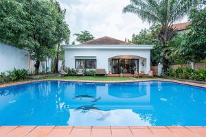 Gorgeous Grand 1000m2 Villa - 5BR with pool in D2 by Ray 02