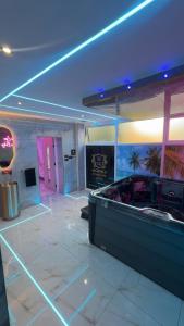 ROYALE SUITE By Highfield Apartments