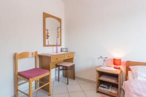 Apartments by the sea Rogoznica - 4186