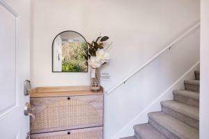 Rare 2BR Modern Urban Escape Free Parking