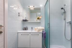 Apartments for families with children Valbandon, Fazana - 7239