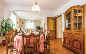 Apartments with parking space Novi Vinodolski - 15946